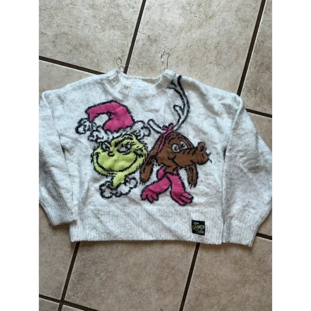 Girls White Justice Fuzzy Grinch Sweater Size Medium 10